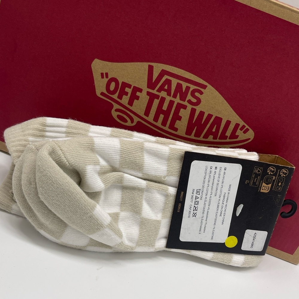 Vans Men's Checkered Socks - White and Tan Vans Checkerboard Crew Socks (1 pair) - Picture 9 of 16